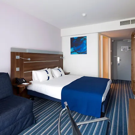 Express Saint Charles, An Ihg Marseille