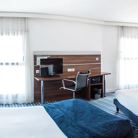 Hotel Express Saint Charles, An Ihg 3*